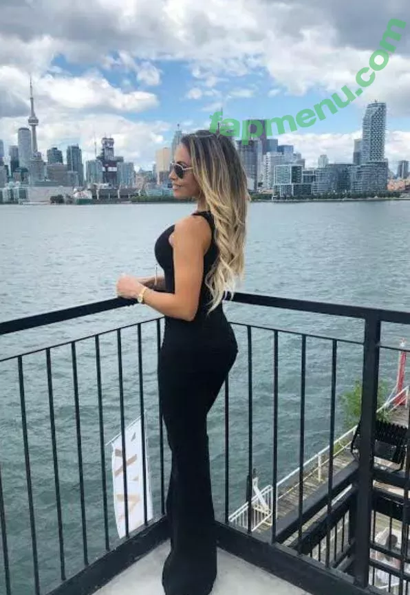 Trish Stratus nude photo #0683 (trishstratuscom)