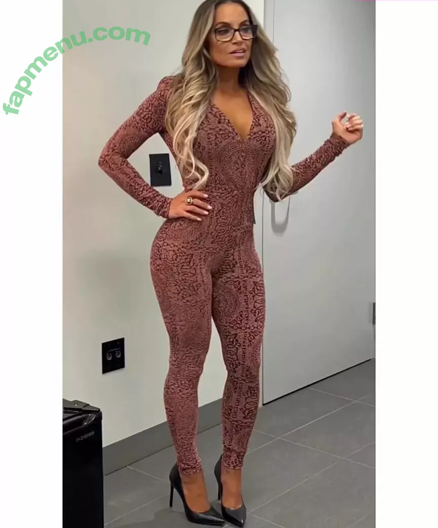 Trish Stratus nude photo #0691 (trishstratuscom)