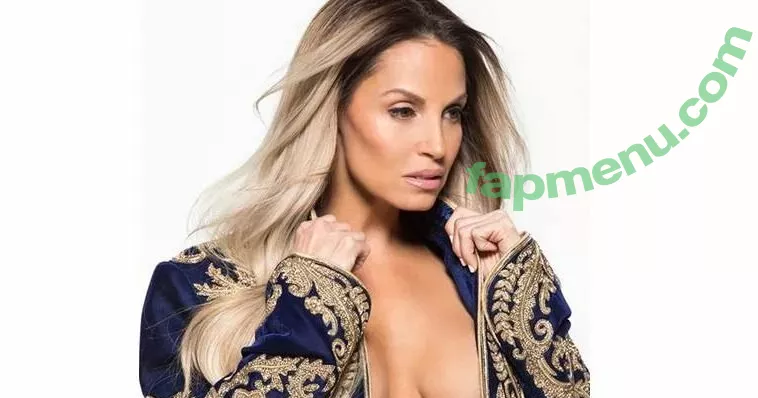 Trish Stratus nude photo #0699 (trishstratuscom)