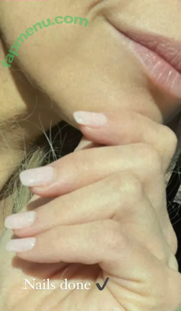 Trish Stratus nude photo #0712 (trishstratuscom)