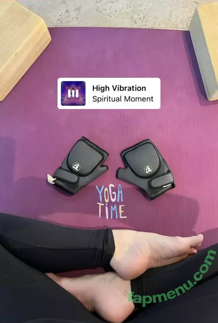 Trish Stratus nude photo #0718 (trishstratuscom)