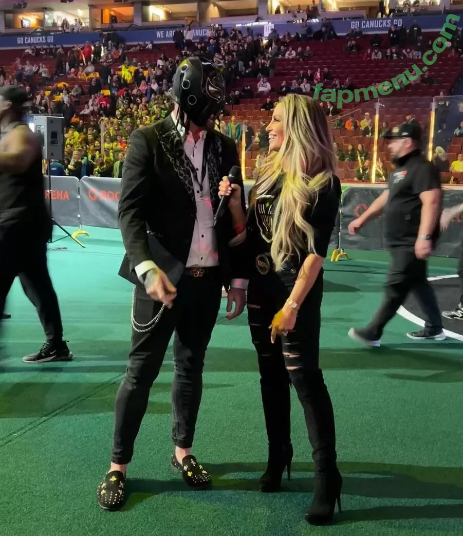 Trish Stratus nude photo #0765 (trishstratuscom)