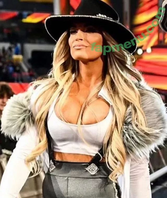 Trish Stratus nude photo #0891 (trishstratuscom)