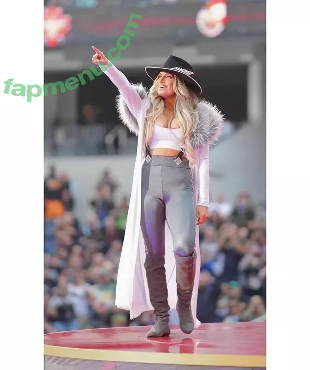 Trish Stratus nude photo #0920 (trishstratuscom)