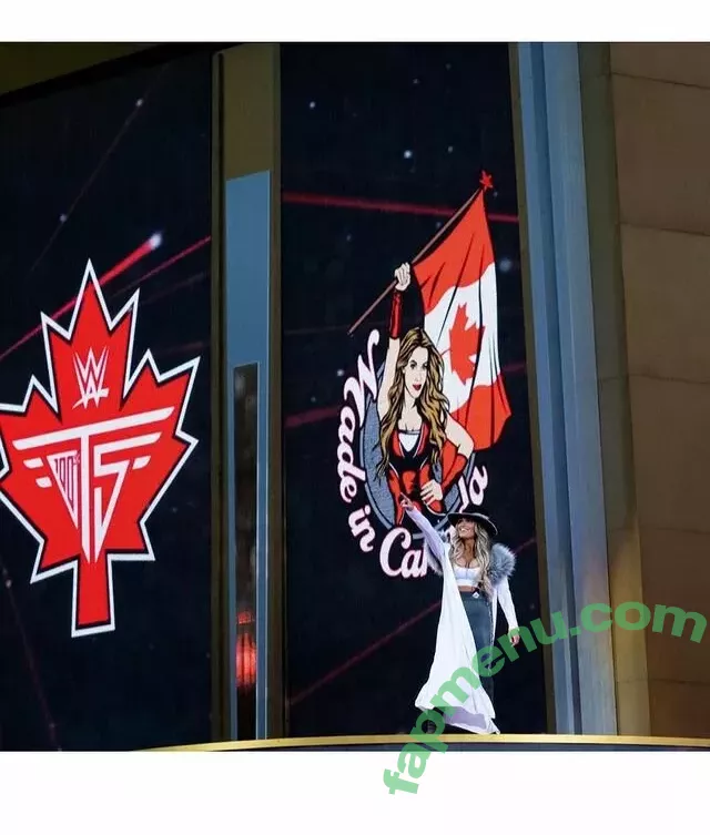 Trish Stratus nude photo #0923 (trishstratuscom)