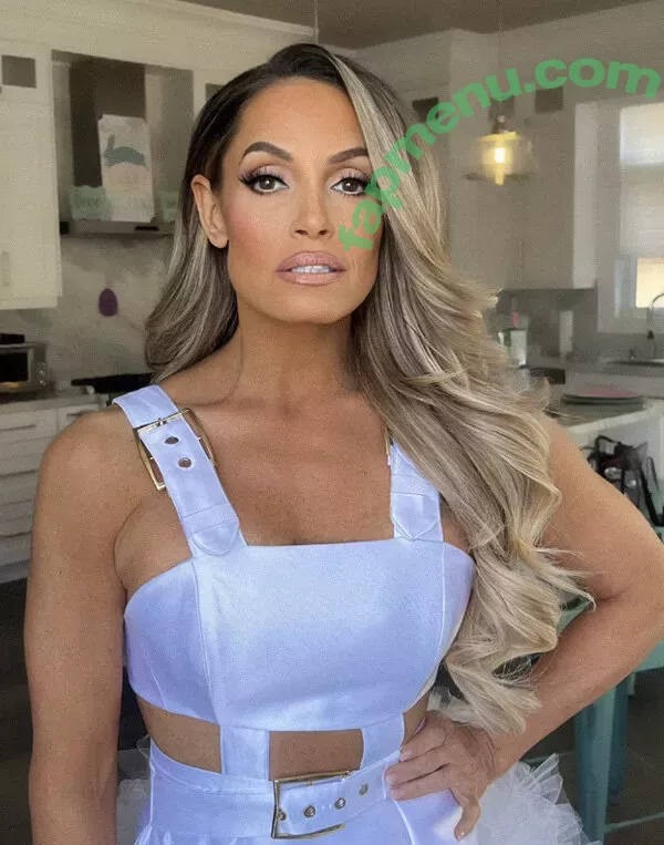 Trish Stratus nude photo #0940 (trishstratuscom)