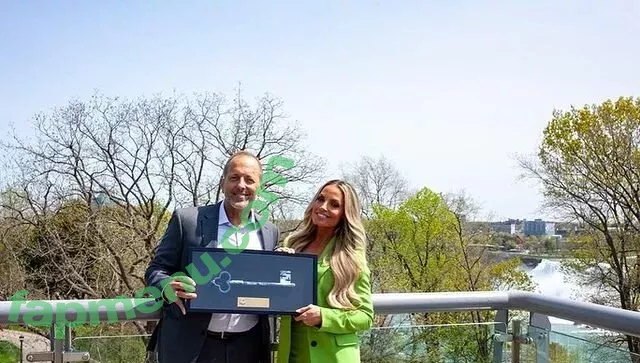 Trish Stratus nude photo #0995 (trishstratuscom)