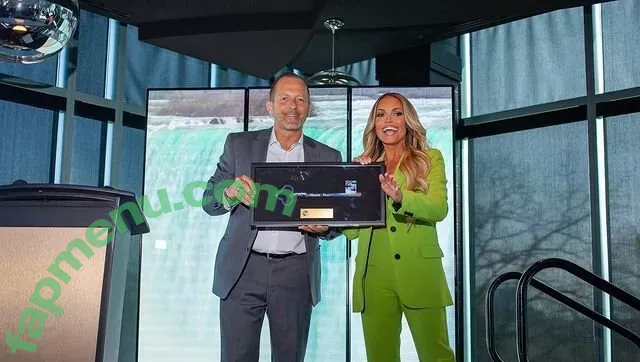 Trish Stratus nude photo #0999 (trishstratuscom)