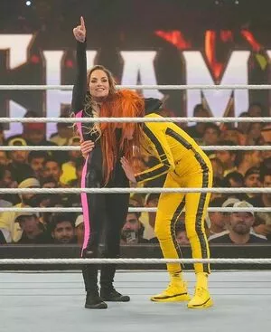 Trish Stratus / trishstratuscom nude photo #1029