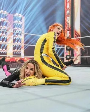 Trish Stratus / trishstratuscom nude photo #1030