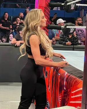Trish Stratus / trishstratuscom nude photo #1065