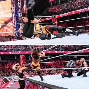 Trish Stratus / trishstratuscom nude photo #1082