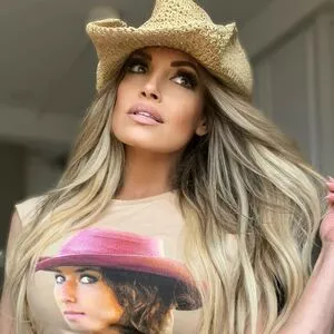 Trish Stratus / trishstratuscom nude photo #1091