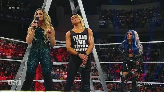 Trish Stratus / trishstratuscom nude photo #1095