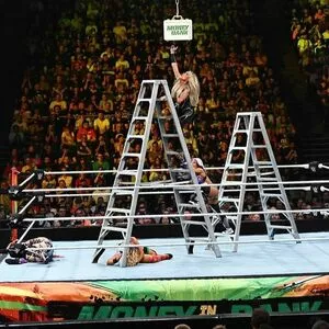 Trish Stratus / trishstratuscom nude photo #1107