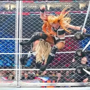 Trish Stratus / trishstratuscom nude photo #1189