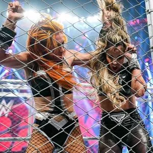 Trish Stratus / trishstratuscom nude photo #1194