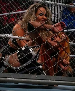 Trish Stratus / trishstratuscom nude photo #1195