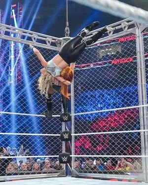 Trish Stratus / trishstratuscom nude photo #1197