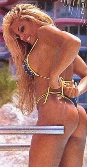 Trish Stratus / trishstratuscom nude photo #1216
