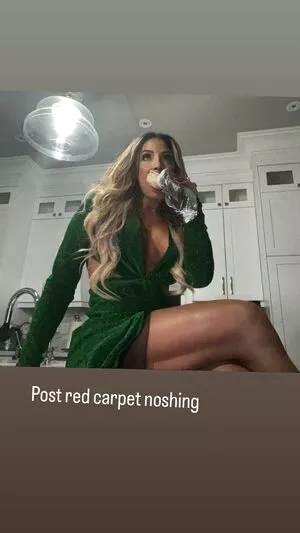 Trish Stratus / trishstratuscom nude photo #1273