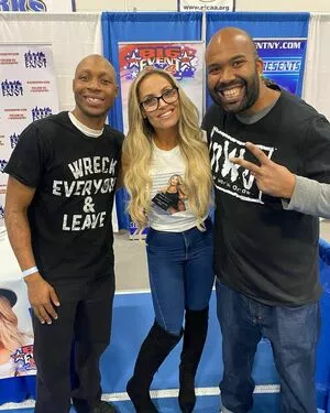 Trish Stratus / trishstratuscom nude photo #1304