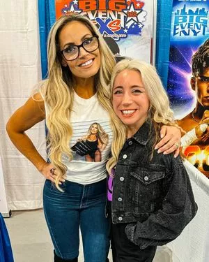 Trish Stratus / trishstratuscom nude photo #1309