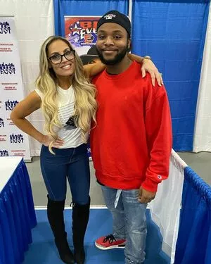 Trish Stratus / trishstratuscom nude photo #1310