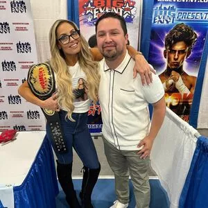 Trish Stratus / trishstratuscom nude photo #1312