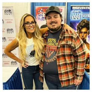 Trish Stratus / trishstratuscom nude photo #1322