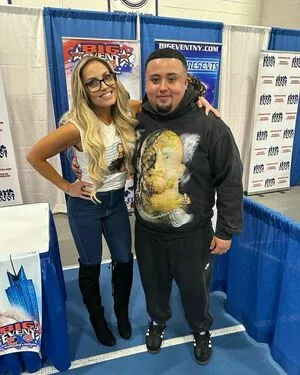 Trish Stratus / trishstratuscom nude photo #1356