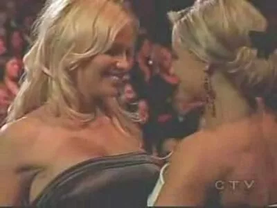 Trish Stratus / trishstratuscom nude photo #1370