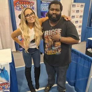 Trish Stratus / trishstratuscom nude photo #1383