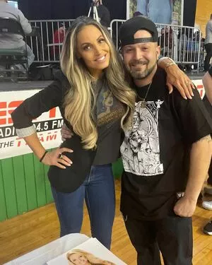 Trish Stratus / trishstratuscom nude photo #1391