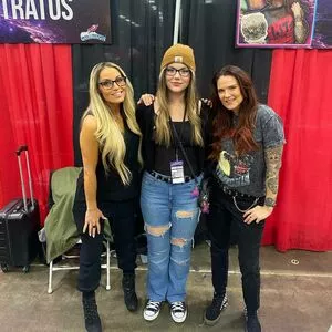 Trish Stratus / trishstratuscom nude photo #1400