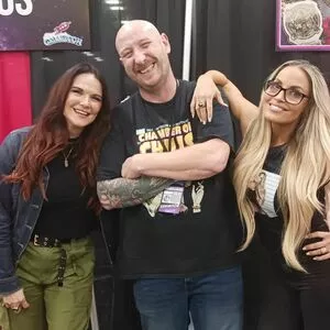 Trish Stratus / trishstratuscom nude photo #1423