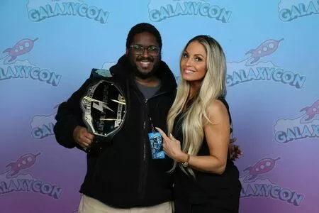 Trish Stratus / trishstratuscom nude photo #1428