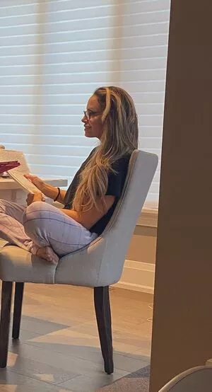 Trish Stratus / trishstratuscom nude photo #1453