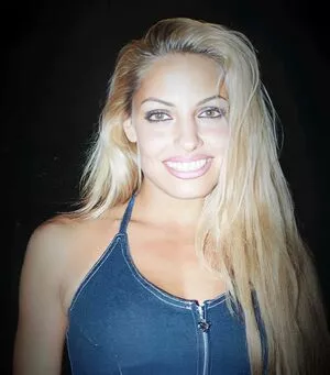 Trish Stratus / trishstratuscom nude photo #1468