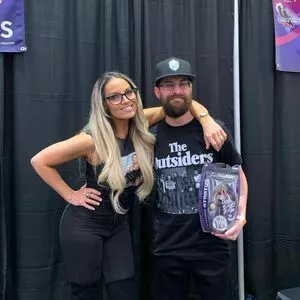 Trish Stratus / trishstratuscom nude photo #1484