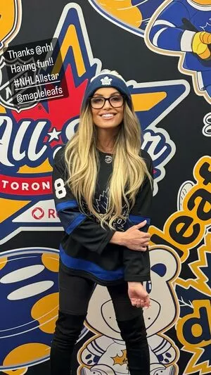 Trish Stratus / trishstratuscom nude photo #1495