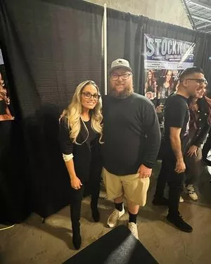 Trish Stratus / trishstratuscom nude photo #1522