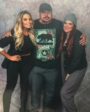 Trish Stratus / trishstratuscom nude photo #1523