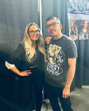 Trish Stratus / trishstratuscom nude photo #1525