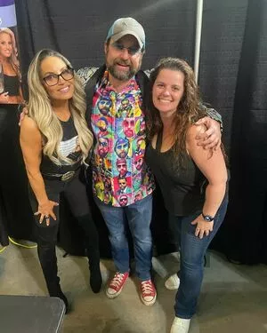 Trish Stratus / trishstratuscom nude photo #1531