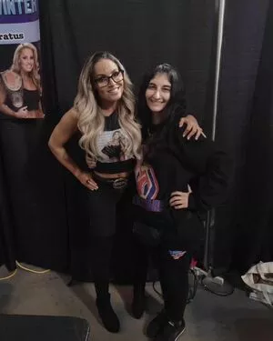 Trish Stratus / trishstratuscom nude photo #1546