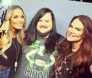 Trish Stratus / trishstratuscom nude photo #1572