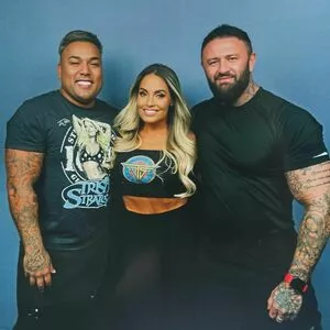 Trish Stratus / trishstratuscom nude photo #1577