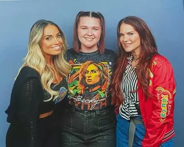 Trish Stratus / trishstratuscom nude photo #1588