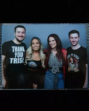 Trish Stratus / trishstratuscom nude photo #1591